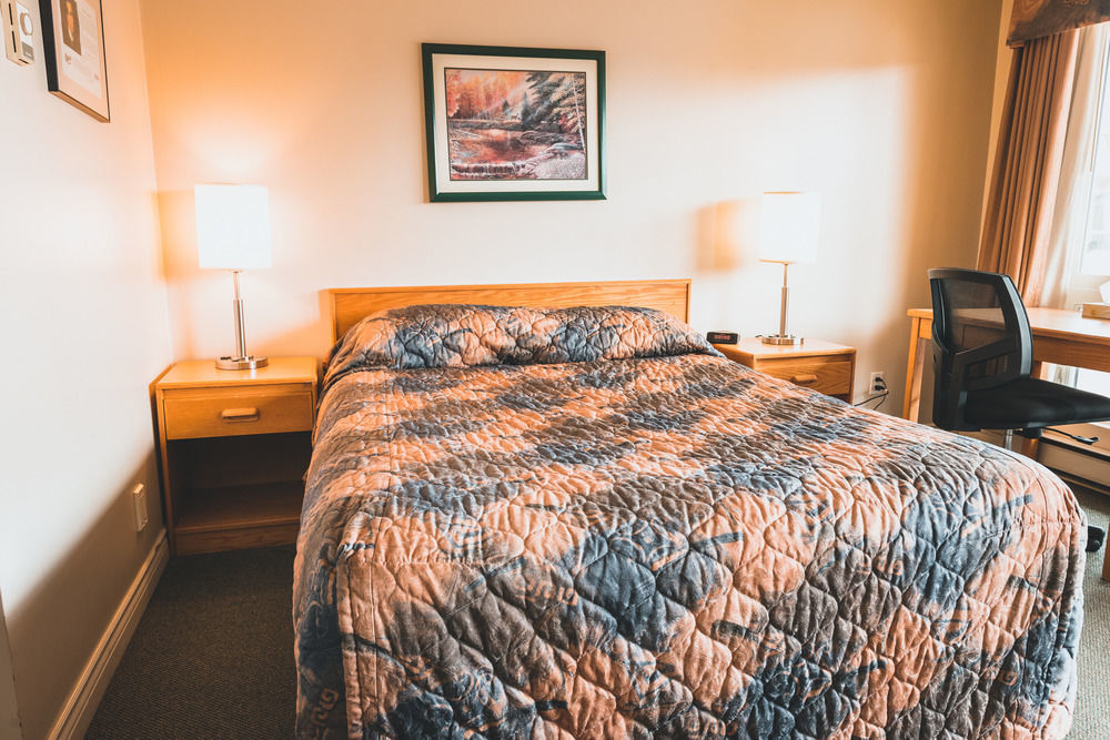 Canadian Motel North Battleford Εξωτερικό φωτογραφία