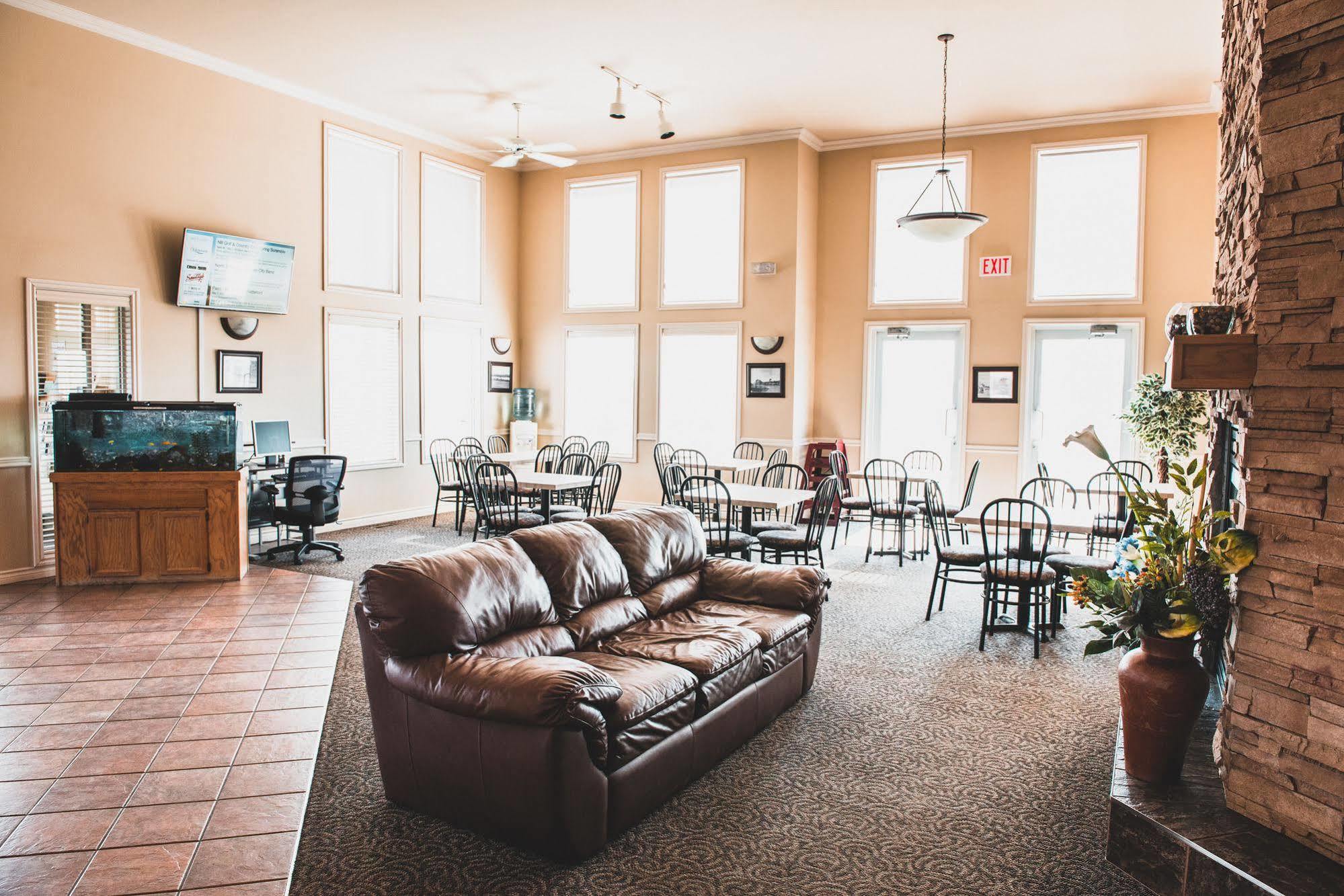Canadian Motel North Battleford Εξωτερικό φωτογραφία
