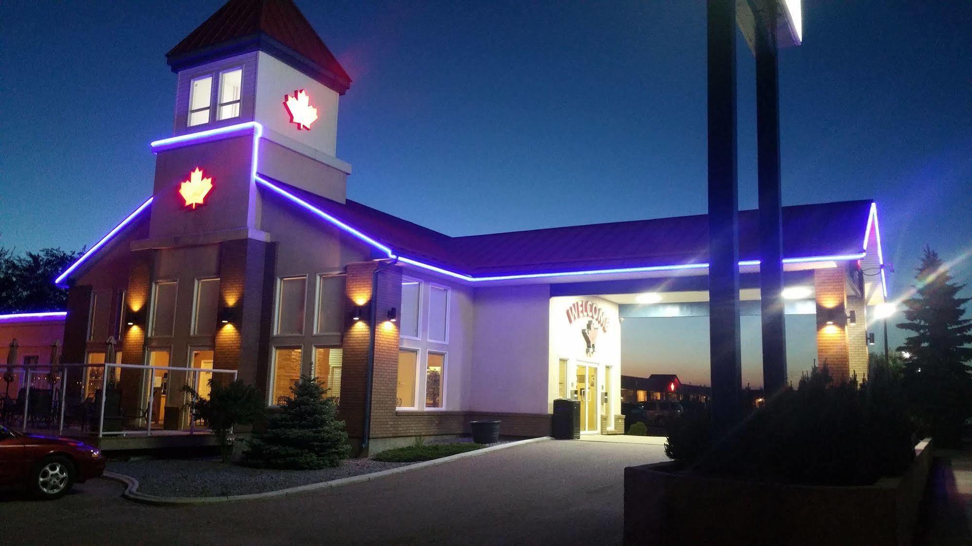 Canadian Motel North Battleford Εξωτερικό φωτογραφία
