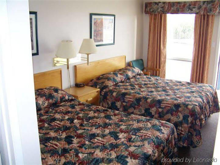 Canadian Motel North Battleford Εξωτερικό φωτογραφία